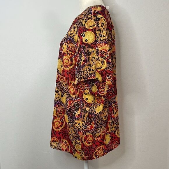 Truffles Woman short sleeve blouse.  Sun and leopard print.  Size 2X. - Picture 2 of 5